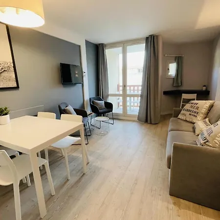 Appt 2 Pieces 2 Pers Avec Piscine Tennis Parking Gratuit 156 Apartament